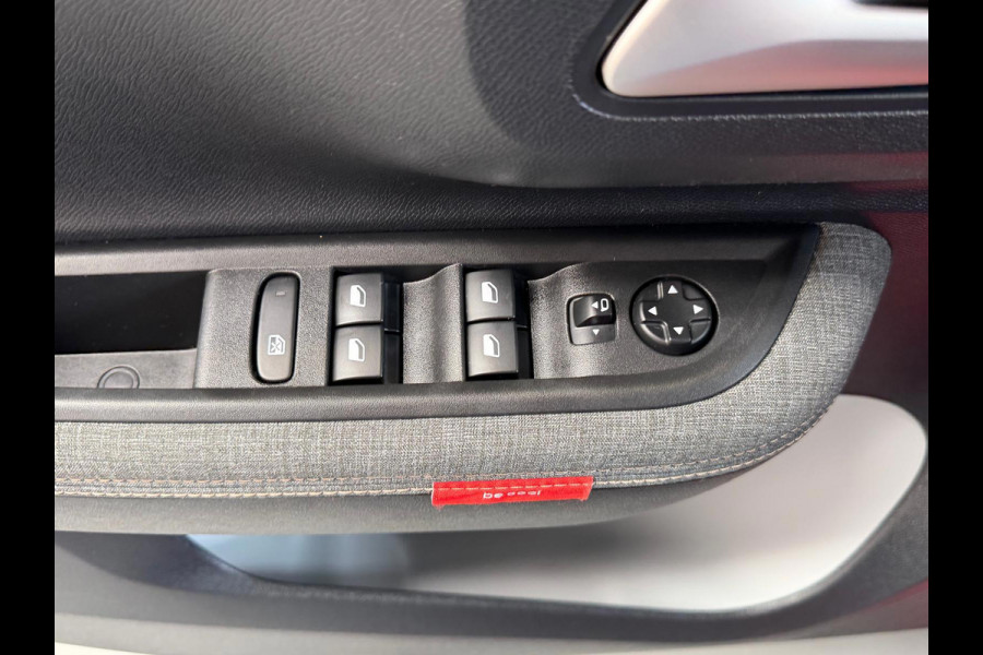 Citroën C3 Aircross 1.2 Hybrid 145pk Plus, 1 Jaar Bovag Garantie, Automaat, camera, Carplay