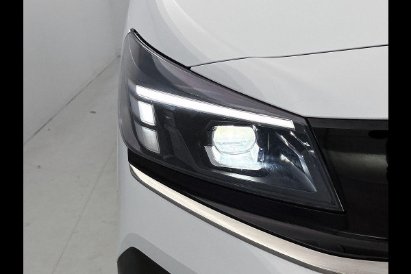 Opel Vivaro 1.5 Diesel 120 S&S L3 Apple Carplay /  Android Auto Parkeersensoren V+A Trekhaak Camera Navigatie Cruise Control LED koplampen houten afwerking laadruimte
