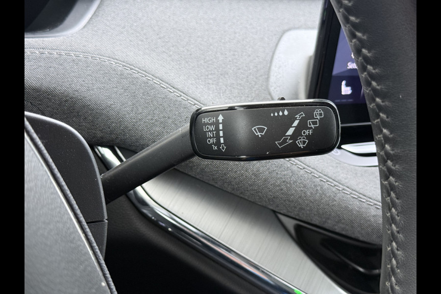 Škoda Enyaq iV60 SOH 94% Camera Adap.Cruise Elek.klep 1/2Leer Elek.Stoel/Memory Bordherk. Lane-dep. Navi Dab Pdc Apple/Android Stoel-/Stuurverw. PrivacyGlas Ecc Usb Led SmartLink 19''LM Business Edition