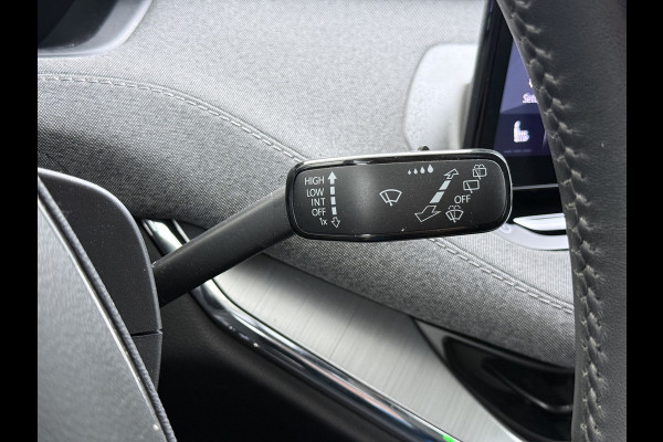 Škoda Enyaq iV60 SOH 94% Camera Adap.Cruise Elek.klep 1/2Leer Elek.Stoel/Memory Bordherk. Lane-dep. Navi Dab Pdc Apple/Android Stoel-/Stuurverw. PrivacyGlas Ecc Usb Led SmartLink 19''LM Business Edition