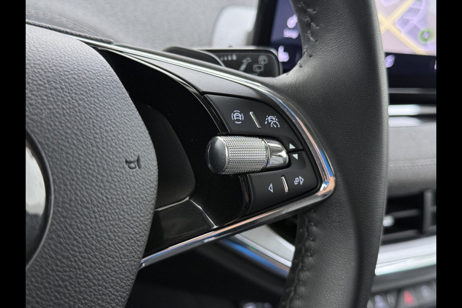 Škoda Enyaq iV60 SOH 94% Camera Adap.Cruise Elek.klep 1/2Leer Elek.Stoel/Memory Bordherk. Lane-dep. Navi Dab Pdc Apple/Android Stoel-/Stuurverw. PrivacyGlas Ecc Usb Led SmartLink 19''LM Business Edition