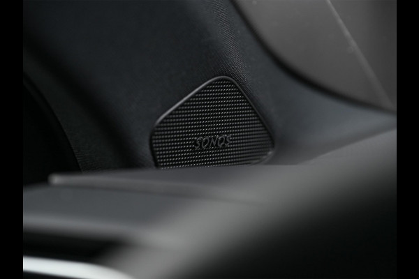 Audi A3 Sportback 45 TFSI e S edition Competition | Panoramadak | 5 jr Garantie | HUD | Sonos Sound | Camera | Ambiance interieur | Active Cruise | S-Seats + Memory | Stoelverwarming | Keyless |