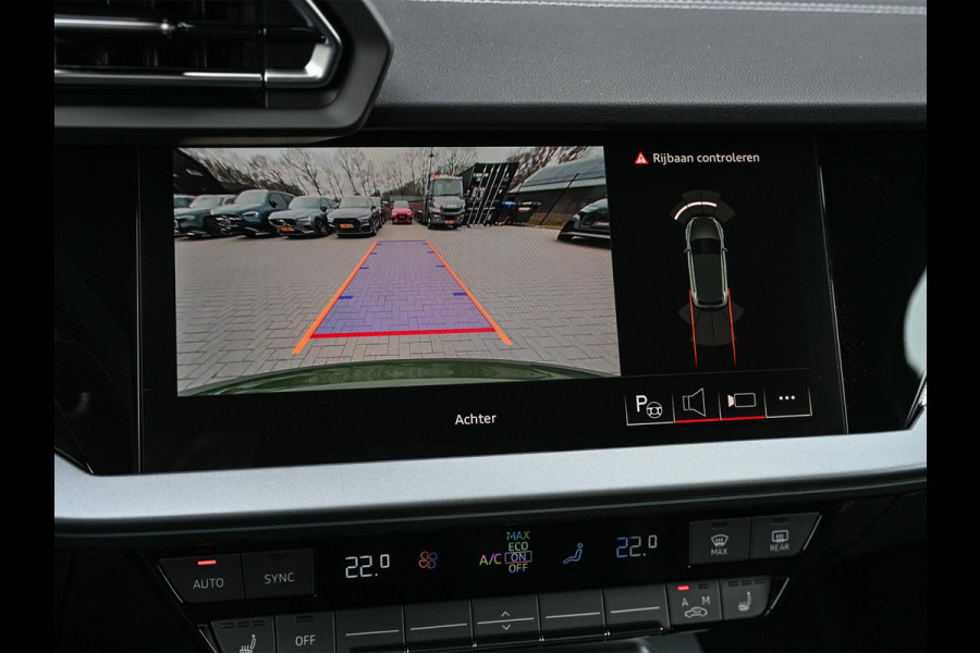 Audi A3 Sportback 45 TFSI e S edition Competition | Panoramadak | 5 jr Garantie | HUD | Sonos Sound | Camera | Ambiance interieur | Active Cruise | S-Seats + Memory | Stoelverwarming | Keyless |