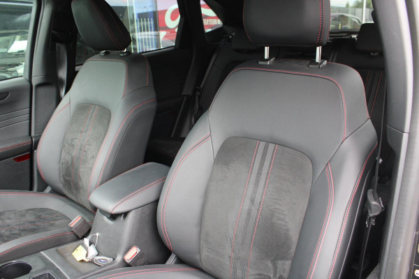 Ford Kuga 2.5 PHEV ST-Line X | NL Auto |  Winterpack | AGR Stoelen | Adaptieve Cruise Control | Electrische Achterklep | B&O Audio |