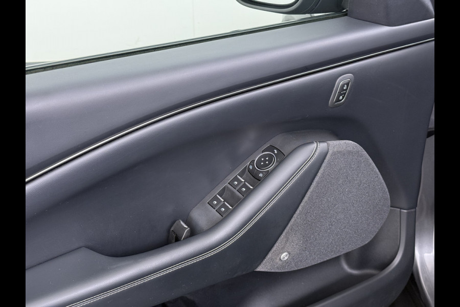 Ford Mustang Mach-E RWD 75kWh 360°Camera Adap.Cruise B&O®-Hifi Leder Stoel/Stuurverw. BLIS Navi Pdc Keyless Android Auto Apple Carplay Elek.Achterklep Lmv 18" DAB Bluetooth Led 1e Eigenaar Dealeronderhouden Origineel Nederlandse Auto