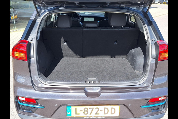 Kia e-Niro ExecutiveLine 64 kWh | SOH: 95,2% | 3 Fase | Leder | Adaptive CC | Climate |