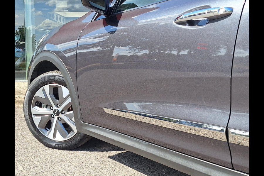 Kia e-Niro ExecutiveLine 64 kWh | SOH: 95,2% | 3 Fase | Leder | Adaptive CC | Climate |