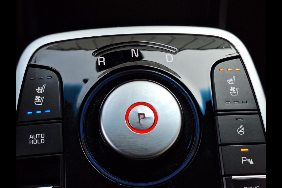 Kia e-Niro ExecutiveLine 64 kWh | SOH: 95,2% | 3 Fase | Leder | Adaptive CC | Climate |
