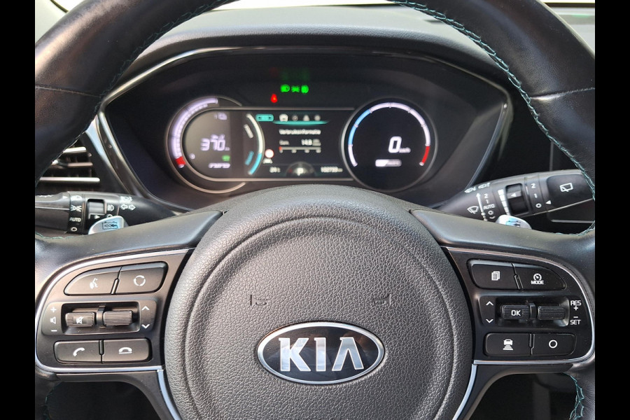 Kia e-Niro ExecutiveLine 64 kWh | SOH: 95,2% | 3 Fase | Leder | Adaptive CC | Climate |