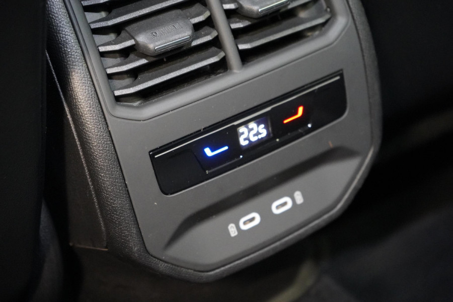 CUPRA Formentor 1.4 e-Hybrid Performance | SoH 96,2% | Navigatie | Sfeerverlichting | Keyless | Achteruitrijcamera | Stoelverwarming