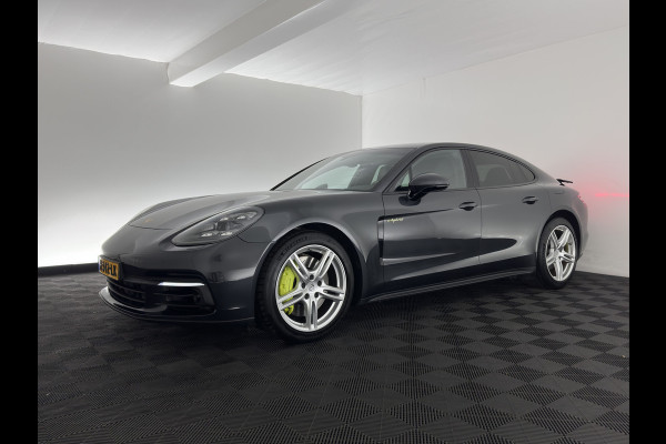Porsche Panamera 2.9 4 E-Hybrid (Plug-in) Aut. *SPORT-CHRONO | LEATHER | FULL-LED | SOFT-CLOSE | ADAPTIVE-CRUISE | BLINDSPOT | MEMORY-PACK | BOSE-SOUND | HEATED-SPORTSEATS | CARBON | CAMERA | PRIVACY-GLASS | 20''ALU*