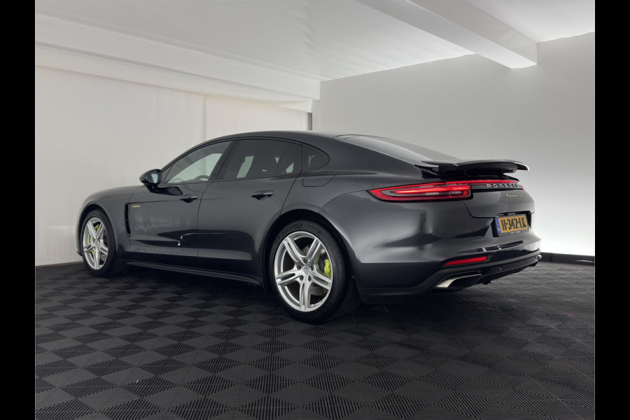 Porsche Panamera 2.9 4 E-Hybrid (Plug-in) Aut. *SPORT-CHRONO | LEATHER | FULL-LED | SOFT-CLOSE | ADAPTIVE-CRUISE | BLINDSPOT | MEMORY-PACK | BOSE-SOUND | HEATED-SPORTSEATS | CARBON | CAMERA | PRIVACY-GLASS | 20''ALU*