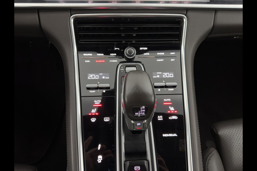 Porsche Panamera 2.9 4 E-Hybrid (Plug-in) Aut. *SPORT-CHRONO | LEATHER | FULL-LED | SOFT-CLOSE | ADAPTIVE-CRUISE | BLINDSPOT | MEMORY-PACK | BOSE-SOUND | HEATED-SPORTSEATS | CARBON | CAMERA | PRIVACY-GLASS | 20''ALU*