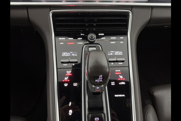 Porsche Panamera 2.9 4 E-Hybrid (Plug-in) Aut. *SPORT-CHRONO | LEATHER | FULL-LED | SOFT-CLOSE | ADAPTIVE-CRUISE | BLINDSPOT | MEMORY-PACK | BOSE-SOUND | HEATED-SPORTSEATS | CARBON | CAMERA | PRIVACY-GLASS | 20''ALU*