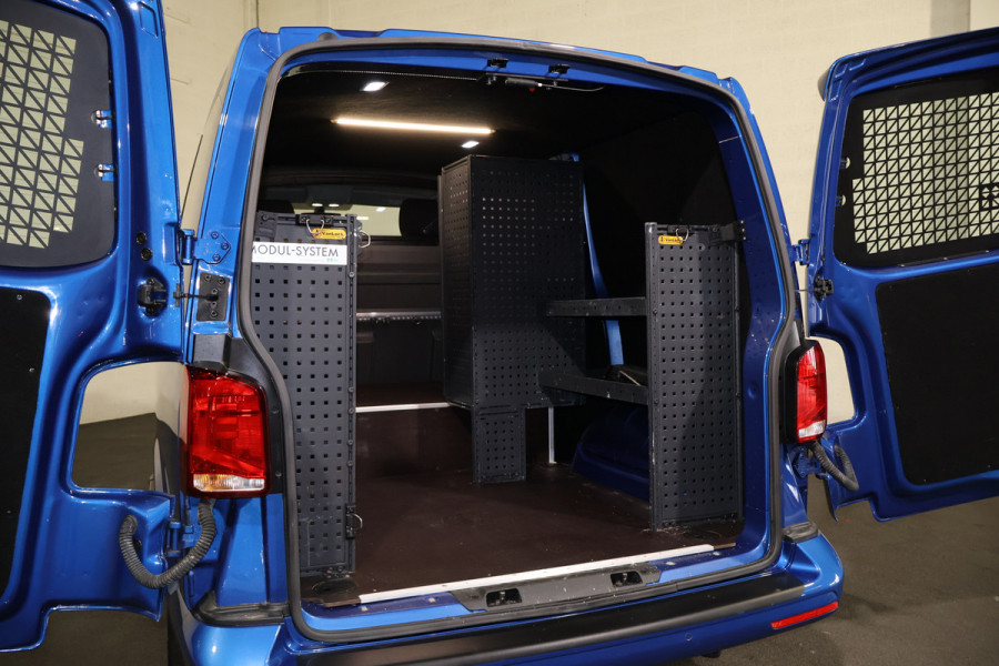 Volkswagen Transporter 2.0 TDI L1 H1 150pk Bulli Automaat