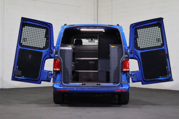 Volkswagen Transporter 2.0 TDI L1 H1 150pk Bulli Automaat