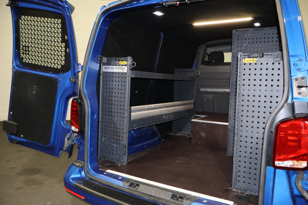 Volkswagen Transporter 2.0 TDI L1 H1 150pk Bulli Automaat