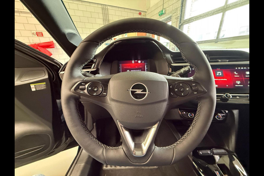 Opel Corsa 1.2 Turbo GS GS 130PK, 1 Jaar Bovag Garantie, Automaat, Panoramadak, Stoel/Stuurverwarming, Apple Carplay, Camera