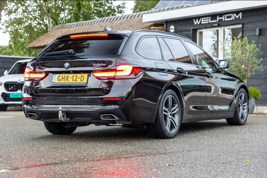 BMW 5 Serie Touring 530e Business Edition Plus Soh 89% I Trekhaak I Luxe leder I Led I Stuur & stoelverwarming I Camera I Android