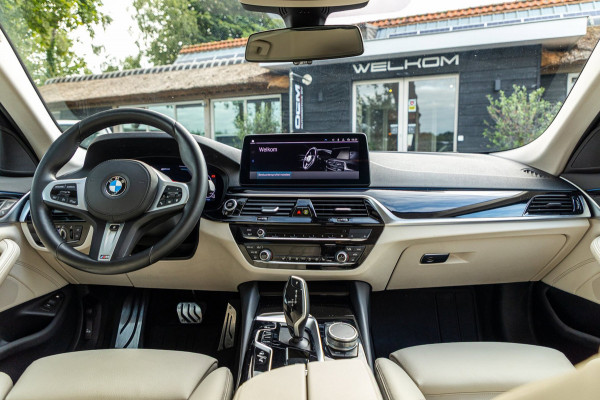 BMW 5 Serie Touring 530e Business Edition Plus Soh 89% I Trekhaak I Luxe leder I Led I Stuur & stoelverwarming I Camera I Android