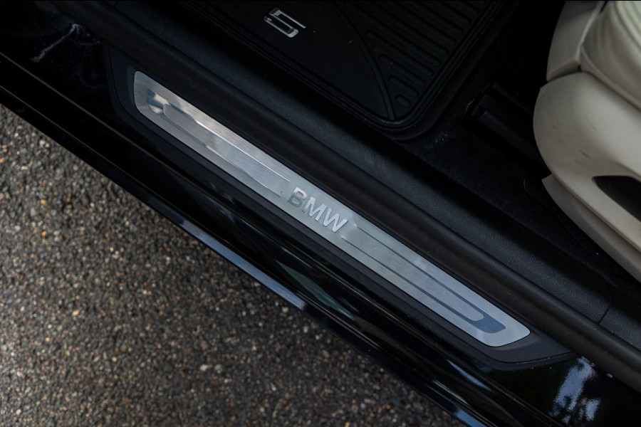BMW 5 Serie Touring 530e Business Edition Plus Soh 89% I Trekhaak I Luxe leder I Led I Stuur & stoelverwarming I Camera I Android