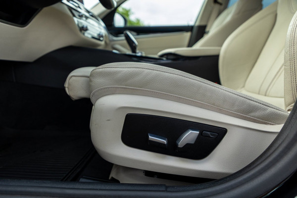 BMW 5 Serie Touring 530e Business Edition Plus Soh 89% I Trekhaak I Luxe leder I Led I Stuur & stoelverwarming I Camera I Android