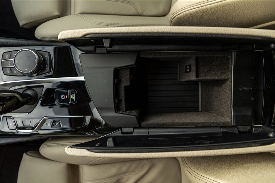 BMW 5 Serie Touring 530e Business Edition Plus Soh 89% I Trekhaak I Luxe leder I Led I Stuur & stoelverwarming I Camera I Android