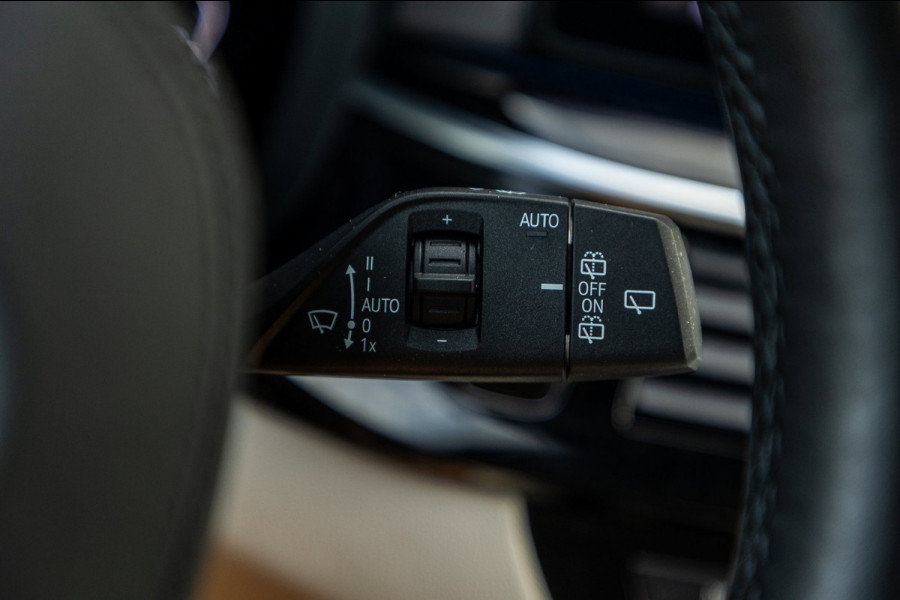 BMW 5 Serie Touring 530e Business Edition Plus Soh 89% I Trekhaak I Luxe leder I Led I Stuur & stoelverwarming I Camera I Android