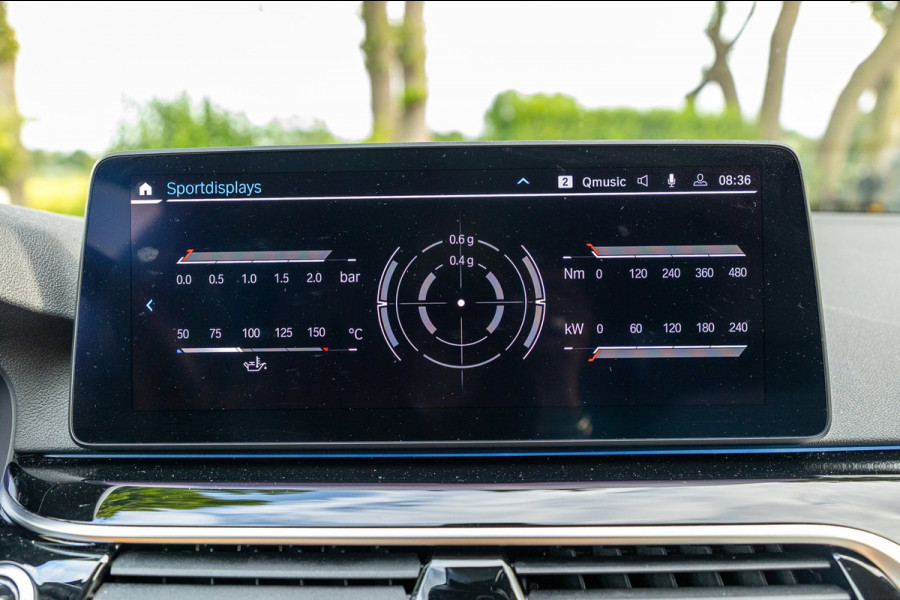 BMW 5 Serie Touring 530e Business Edition Plus Soh 89% I Trekhaak I Luxe leder I Led I Stuur & stoelverwarming I Camera I Android