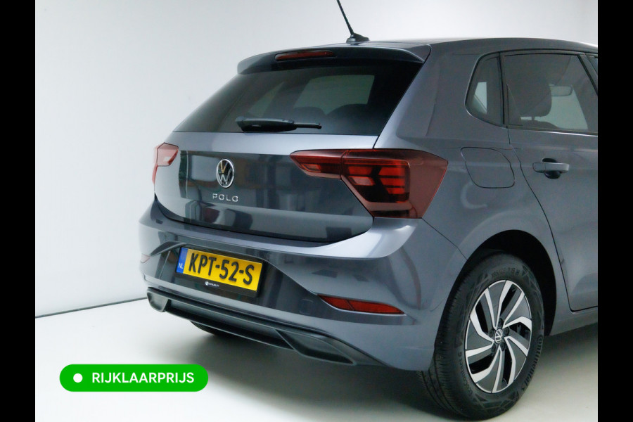 Volkswagen Polo 1.0 TSI Business Edition Automaat | Camera | Cruise | PDC V+A | Airco | App-connect Privacy glas, Grootlicht assistent, Digitaal dashboard, 15 inch LMV