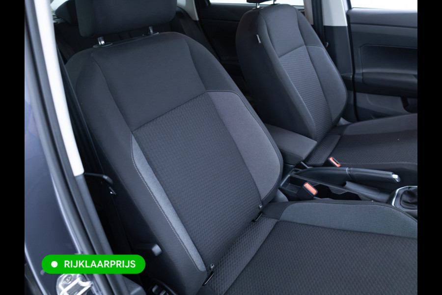 Volkswagen Polo 1.0 TSI Business Edition Automaat | Camera | Cruise | PDC V+A | Airco | App-connect Privacy glas, Grootlicht assistent, Digitaal dashboard, 15 inch LMV