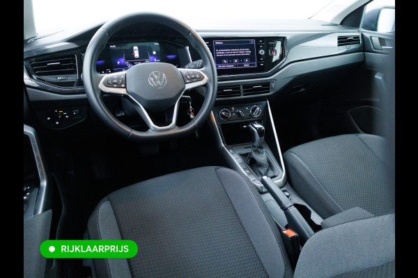 Volkswagen Polo 1.0 TSI Business Edition Automaat | Camera | Cruise | PDC V+A | Airco | App-connect Privacy glas, Grootlicht assistent, Digitaal dashboard, 15 inch LMV