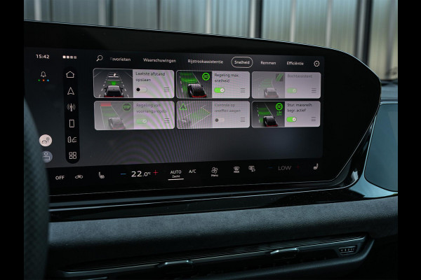 Audi A6 Avant 2.0 e-hybrid quattro S edition | Panoramadak | 5 jr Garantie | B&O | Achterasbesturing | Ambiance Interieur | 360 Camera | Trekhaak | Memory-Seats | Stoelverwarming | Passagiers Display | Active Cruise |