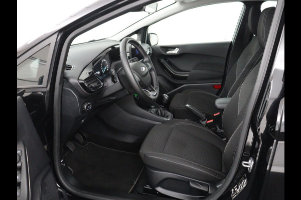 Ford Fiesta 1.0 EcoBoost Hybrid Titanium | Cruise control | Park assist | Climate control | Navigatie | Carplay | Lederen stuurwiel | Lane assist |