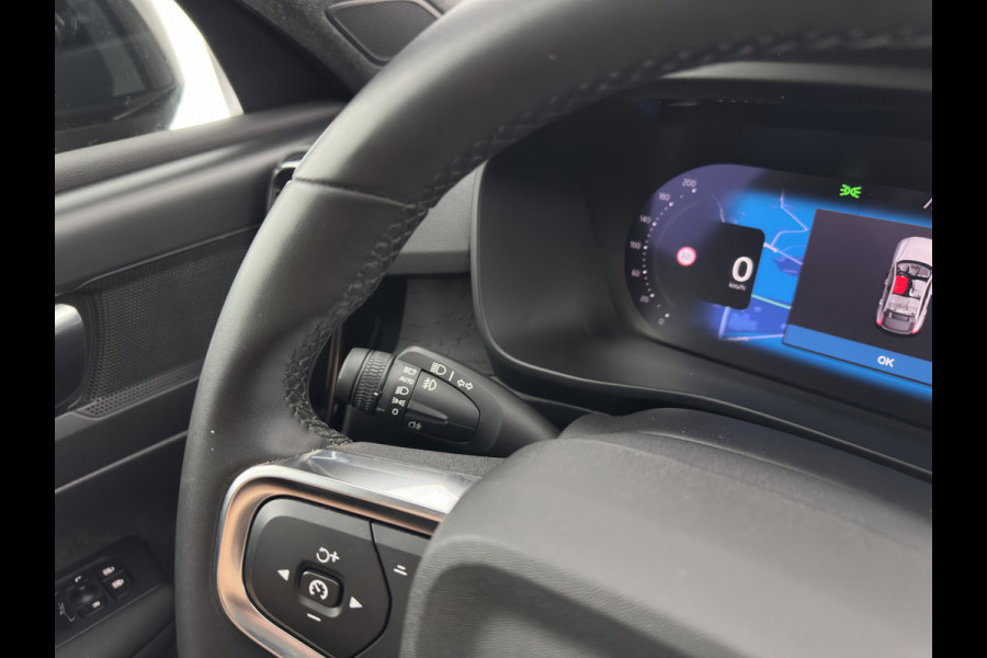 Volvo C40 Recharge Core 69 kWh [3-Fase-11kW] {SoH-93%} (INCL.BTW) Aut. *PANO | DIGI-COCKPIT | FULL-LED | CAMERA | NAVI-FULLMAP | ECC | PDC | HEATED-SPORTSEATS | PRIVACY-GLASS | 19''ALU*
