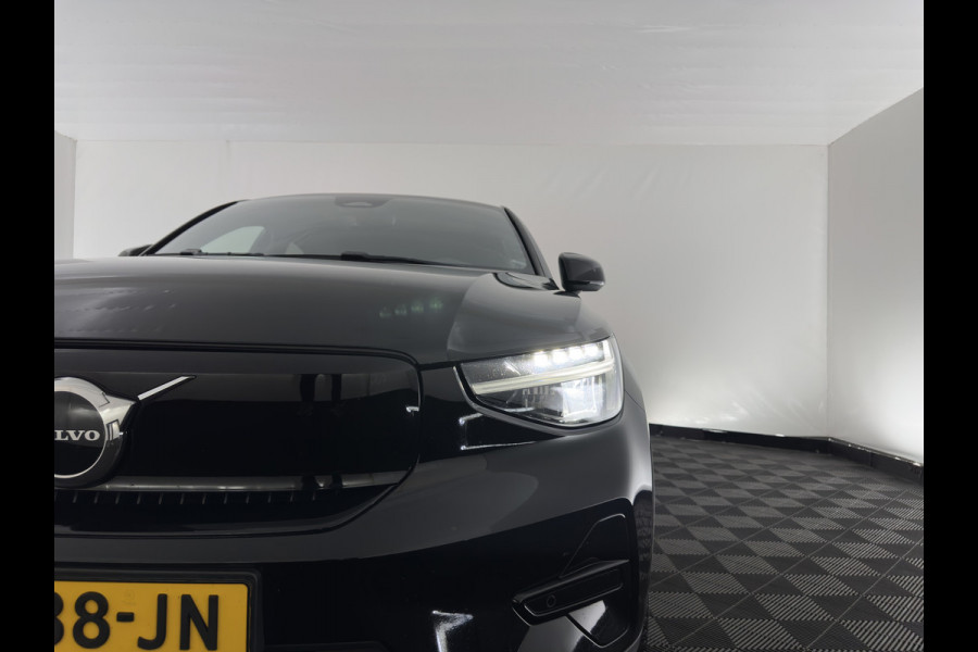 Volvo C40 Recharge Core 69 kWh [3-Fase-11kW] {SoH-93%} (INCL.BTW) Aut. *PANO | DIGI-COCKPIT | FULL-LED | CAMERA | NAVI-FULLMAP | ECC | PDC | HEATED-SPORTSEATS | PRIVACY-GLASS | 19''ALU*