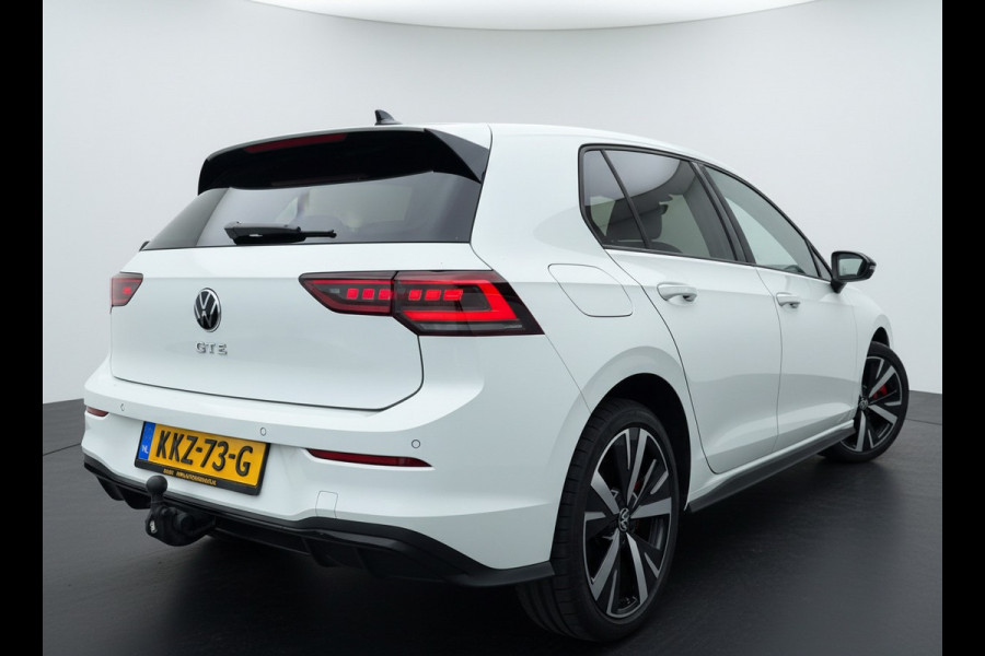 Volkswagen Golf GTE 1.5 eHybrid 272 PK HYBRID GTE-SPORT LEDER/LED-MATRIX/HEAD-UP!/18-INCH/TREKHAAK