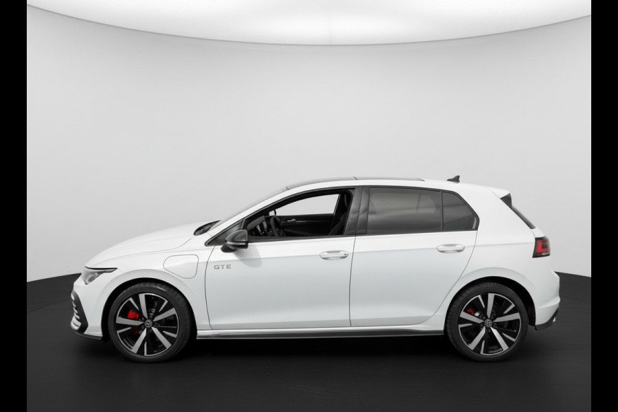 Volkswagen Golf GTE 1.5 eHybrid 272 PK HYBRID GTE-SPORT LEDER/LED-MATRIX/HEAD-UP!/18-INCH/TREKHAAK