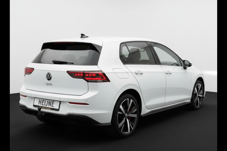Volkswagen Golf GTE 1.5 eHybrid 272 PK HYBRID GTE-SPORT LEDER/LED-MATRIX/HEAD-UP!/18-INCH/TREKHAAK