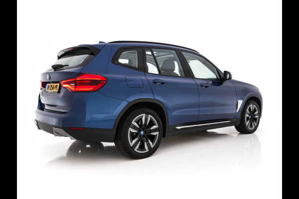 BMW iX3 Executive 80 kWh [3-Fase-11kW ] {SoH-98%} (INCL-BTW) Aut. *PANO | LEATHER | ADAPTIVE-CRUISE | FULL-LED | MEMORY-PACK | BLIND-SPOT |  DIGI-COCKPIT | HEATED-COMFORTSEATS | KEYLESS | CAMERA | DAB+ | 19''ALU*