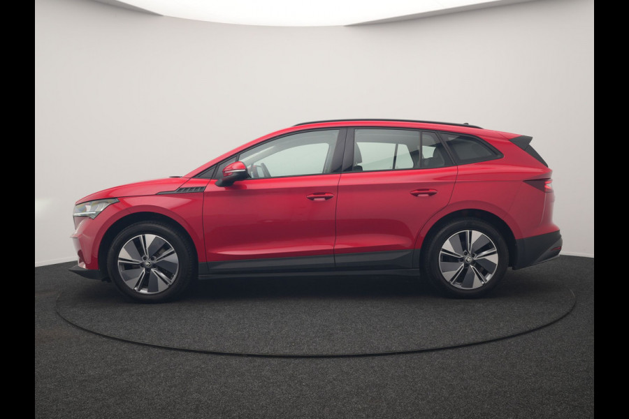 Škoda ENYAQ iV 50 Comfort 55 kWh Dealer O.H | Adaptive Cruise | Camera | Crystal LED | Apple Carplay | Sportstoelen Verwarmd | BLIS | Virtual | Navigatie | DAB | 19"L.M |