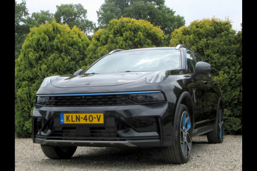 Lynk & Co 01 1.5 * 360Cam * Pano * Carplay *