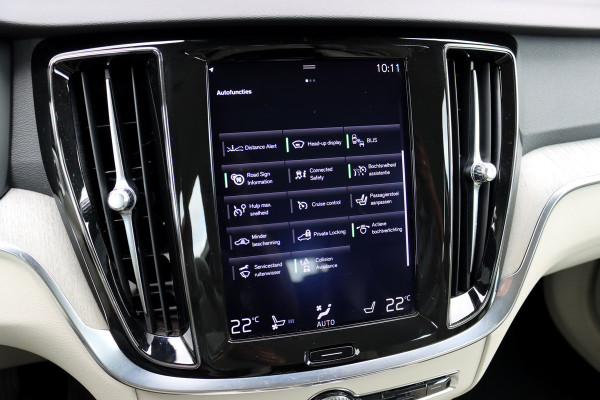 Volvo V60 2.0 T8 Twin Engine AWD Inscription | Bowers&Wilkins | Massage | Trekhaak | Memory | HUD | ACC | Stoelventilatie | Verwarmd Stuurwiel | Nappa Leder | IntelliSafe PRO |