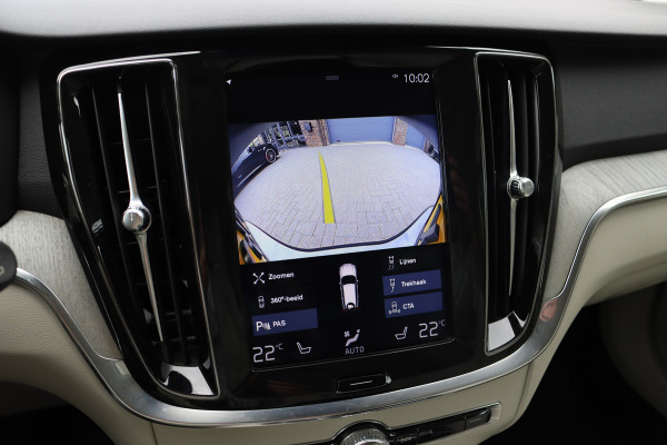 Volvo V60 2.0 T8 Twin Engine AWD Inscription | Bowers&Wilkins | Massage | Trekhaak | Memory | HUD | ACC | Stoelventilatie | Verwarmd Stuurwiel | Nappa Leder | IntelliSafe PRO |
