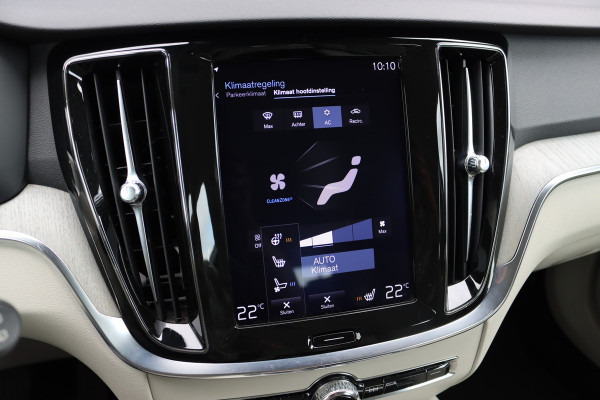 Volvo V60 2.0 T8 Twin Engine AWD Inscription | Bowers&Wilkins | Massage | Trekhaak | Memory | HUD | ACC | Stoelventilatie | Verwarmd Stuurwiel | Nappa Leder | IntelliSafe PRO |