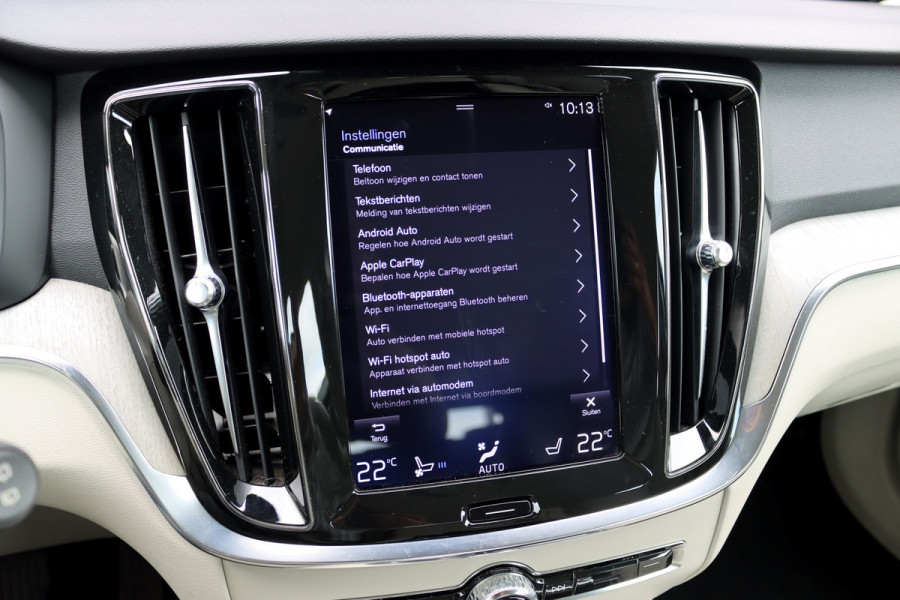 Volvo V60 2.0 T8 Twin Engine AWD Inscription | Bowers&Wilkins | Massage | Trekhaak | Memory | HUD | ACC | Stoelventilatie | Verwarmd Stuurwiel | Nappa Leder | IntelliSafe PRO |