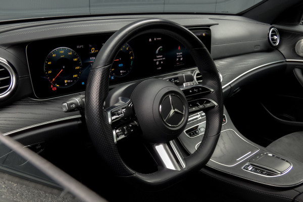 Mercedes-Benz E-Klasse Estate 300 e AMG Line | Panoramadak | Afn. trekhaak | Burmester | LED | Stoelverwarming
