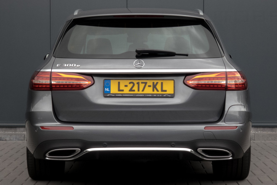 Mercedes-Benz E-Klasse Estate 300 e AMG Line | Panoramadak | Afn. trekhaak | Burmester | LED | Stoelverwarming