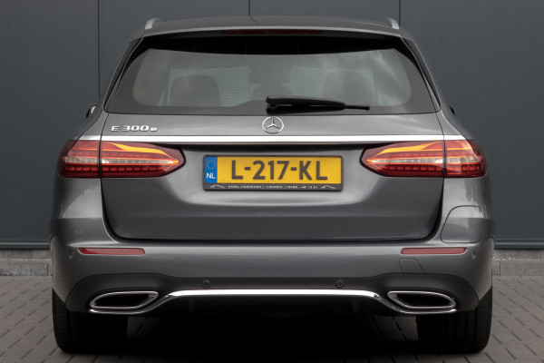 Mercedes-Benz E-Klasse Estate 300 e AMG Line | Panoramadak | Afn. trekhaak | Burmester | LED | Stoelverwarming