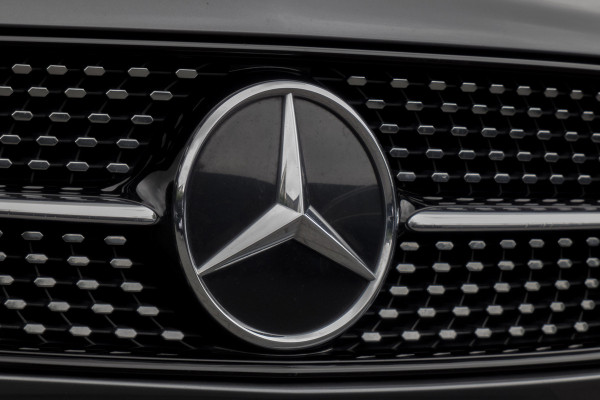 Mercedes-Benz E-Klasse Estate 300 e AMG Line | Panoramadak | Afn. trekhaak | Burmester | LED | Stoelverwarming